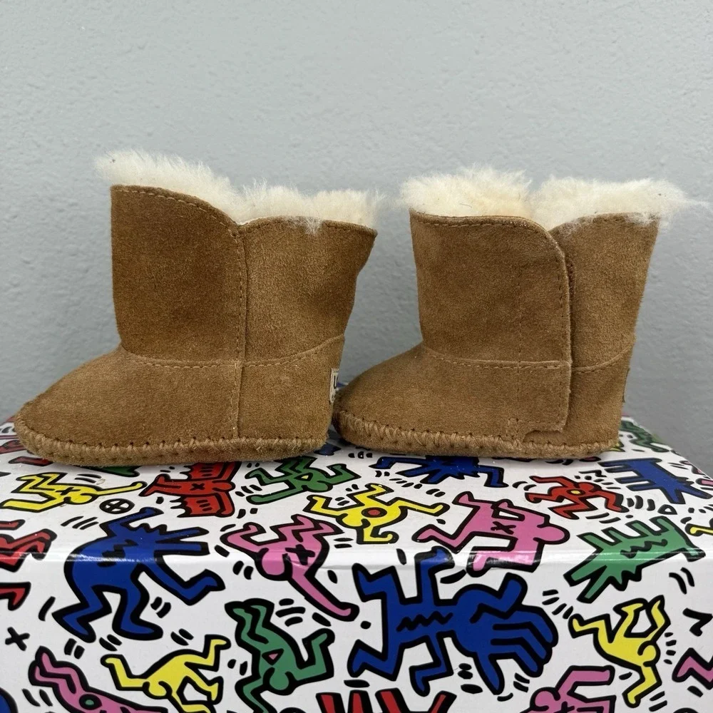 UGG Classic Short Boots Baby/Toddler Size 0/1‎ NO BOX